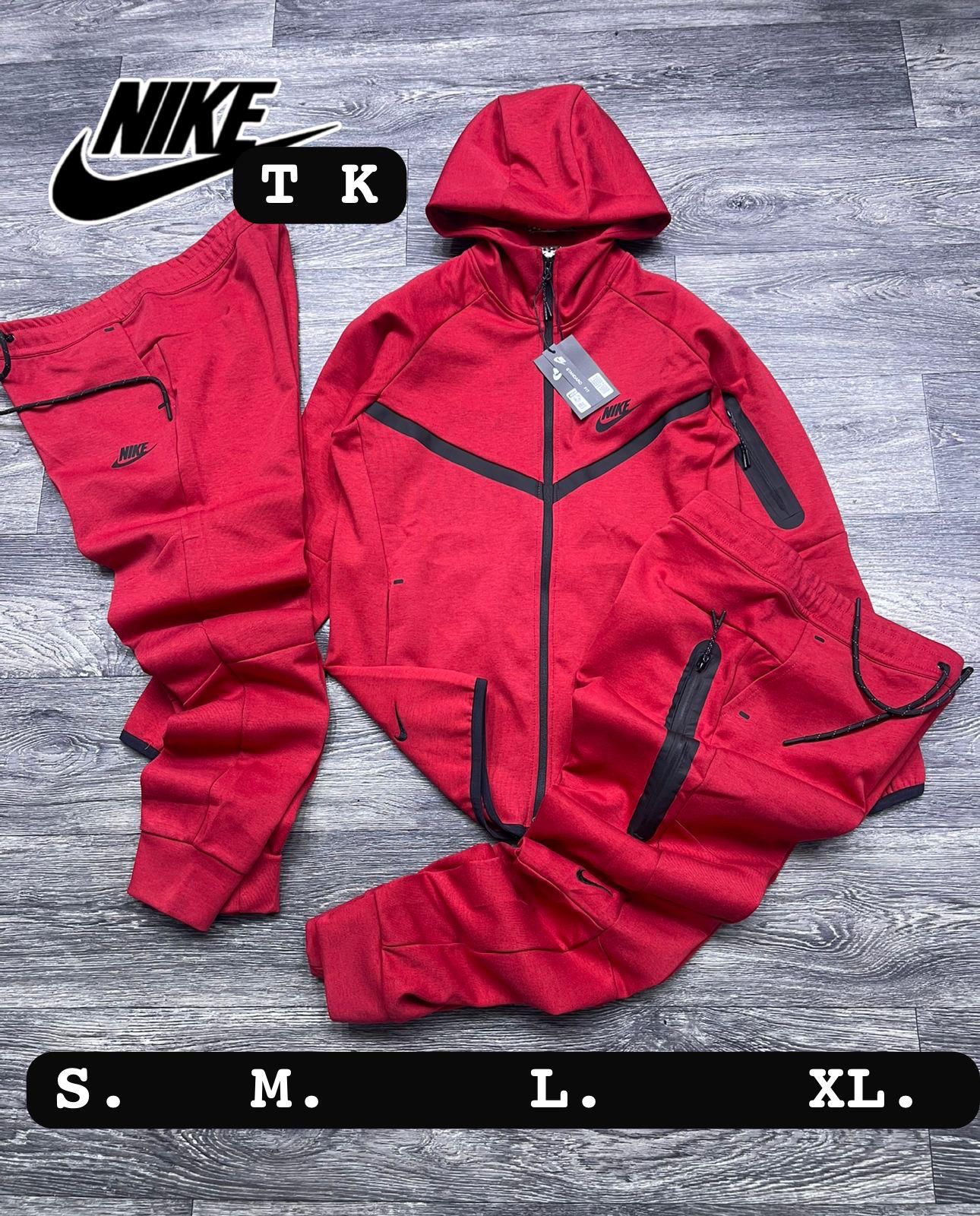 Nike Tech Fleece Red