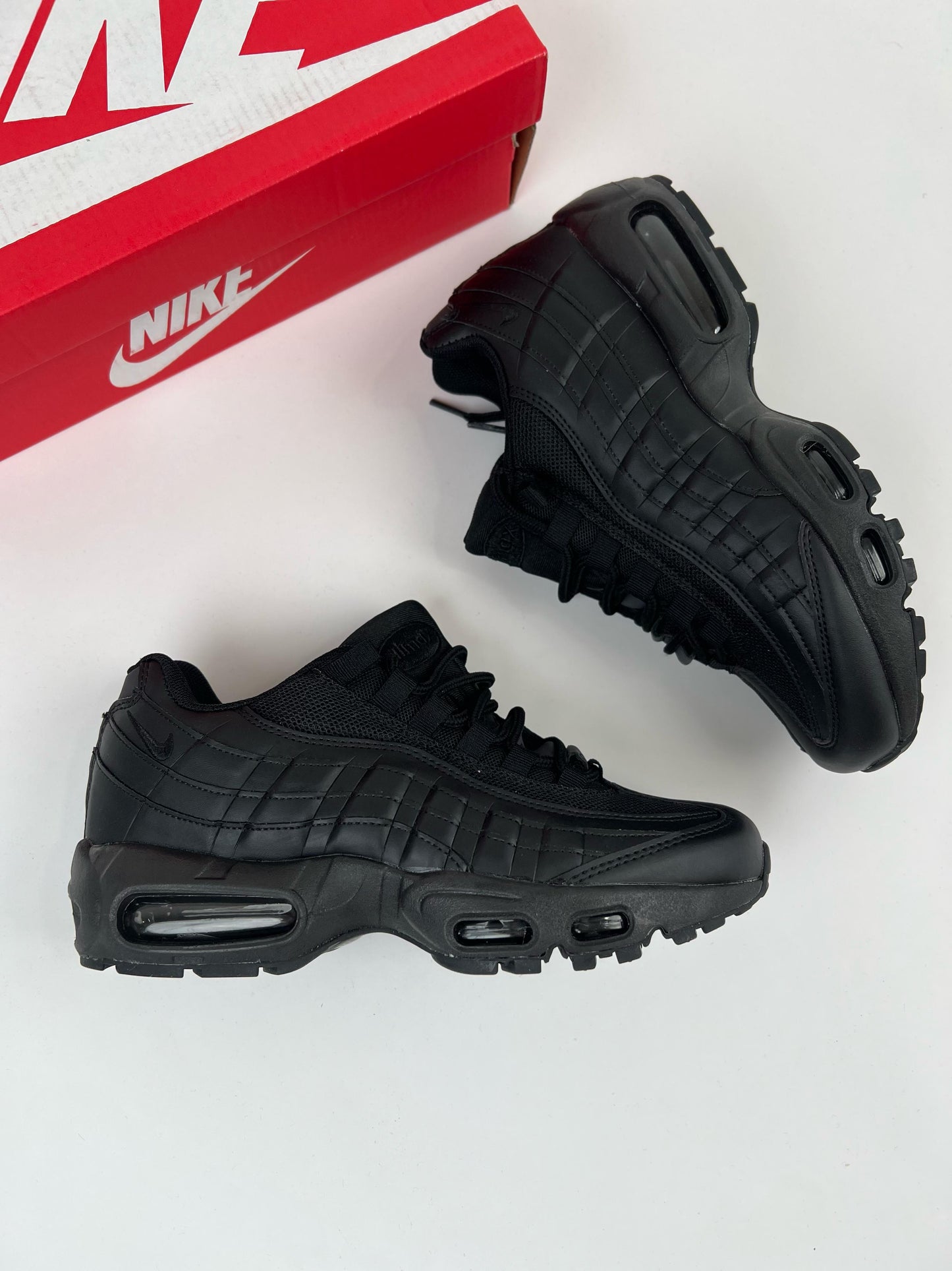 Nike Air Max 95 All Black