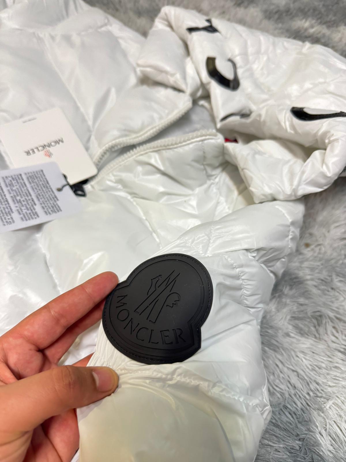 Chaqueta Moncler 2025