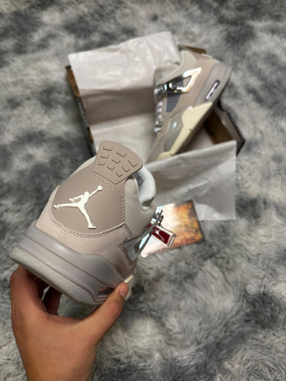 Jordan Retro 4 Frozen Moments