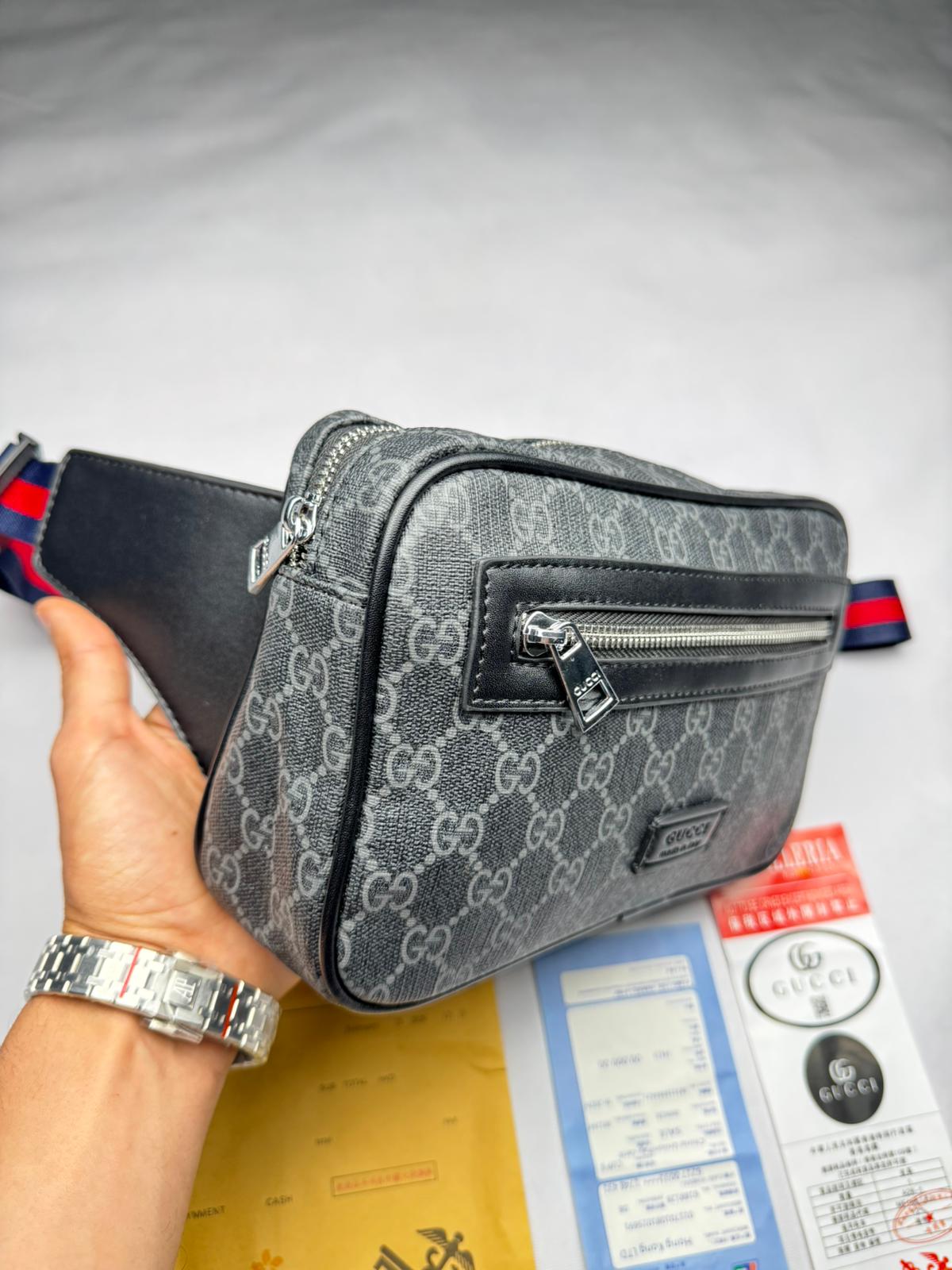 Riñonera Gucci Belt Bag GG Supreme Negro