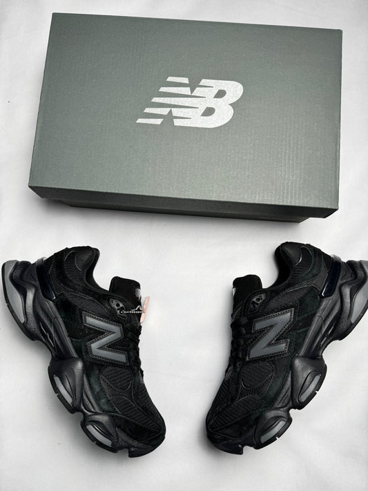 New Balance 9060 All Black