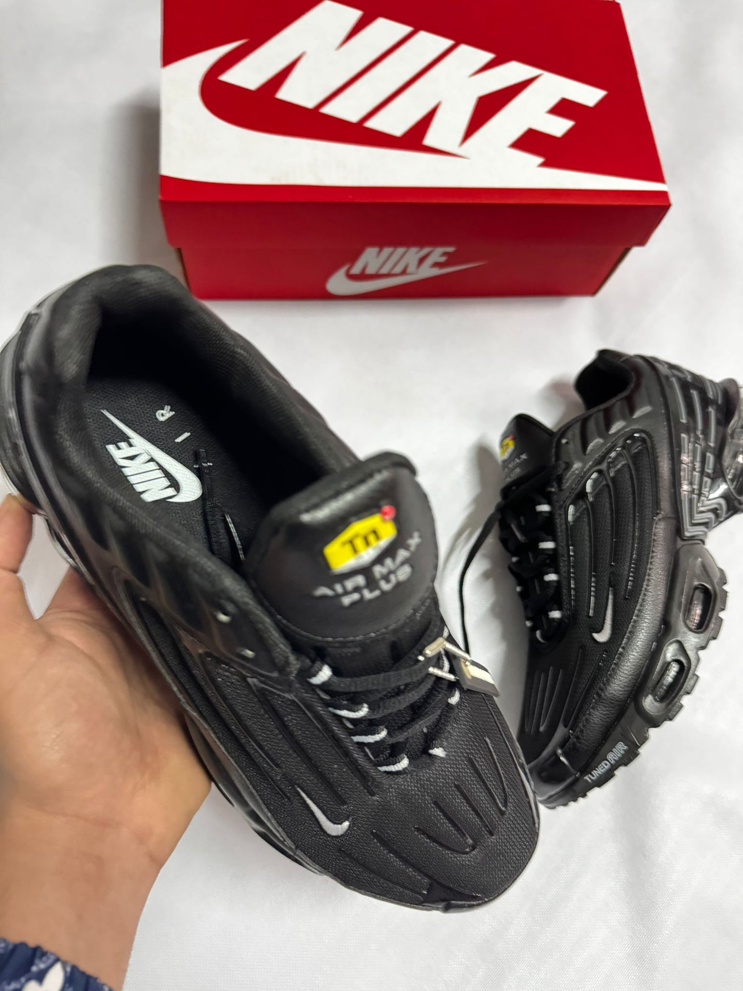 Nike Tn Tunned Black And Mettalic